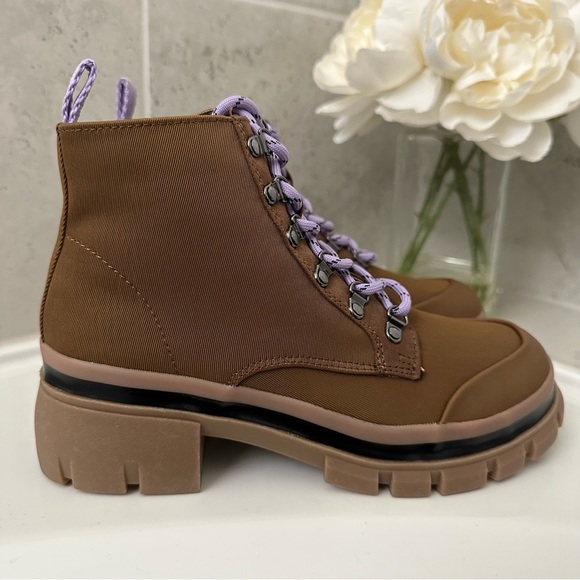Steve Madden Lug Sole Hiker Boots Size 3 Girls - Picture 1 of 16